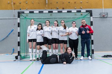 Bild 103 - B2 Loewinnen Cup